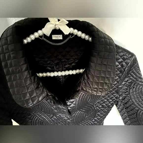 Viktor & Rolf Stunning Quilted Satin short Jacket EUC in black XS